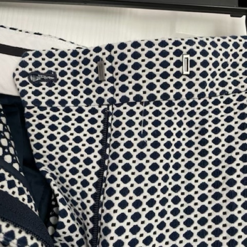 Ann Taylor Pants - Picture 5 of 8